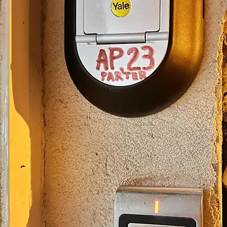 - Tomis Nord Lägenhet *